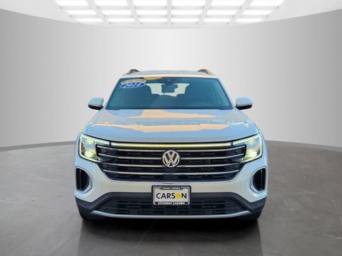 Used 2024 Volkswagen Atlas SE FWD image 2