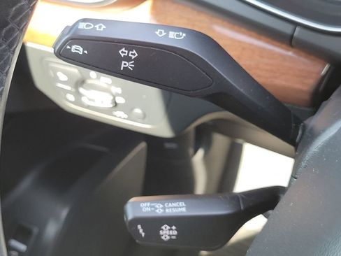 Used 2021 Audi Q5 2.0T Premium image 30