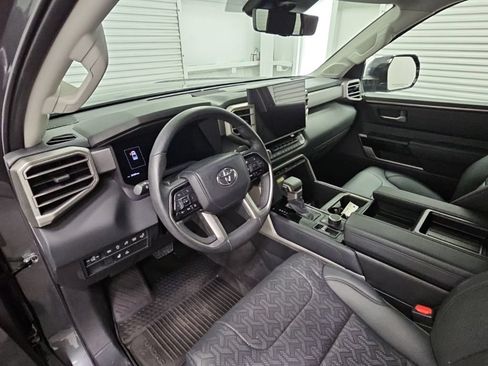 Used 2024 Toyota Tundra Limited AWD/4WD image 12