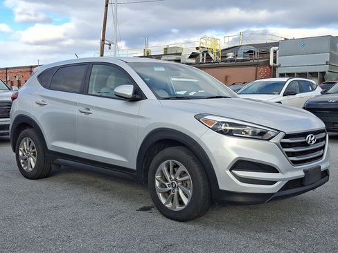 Used 2018 Hyundai Tucson SE image 3