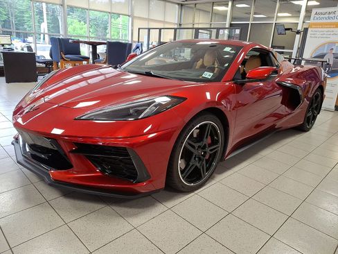 Used 2022 Chevrolet Corvette Stingray Premium Conv w/ Z51 Performance Package RWD image 5