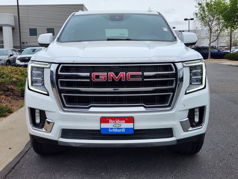 Used 2024 GMC Yukon SLT AWD/4WD image 5