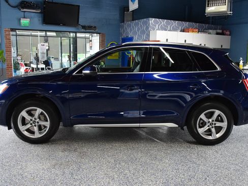Used 2023 Audi Q5 2.0T Premium w/ Convenience Package AWD/4WD image 8