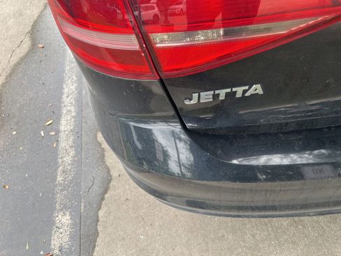 Used 2015 Volkswagen Jetta S FWD image 3