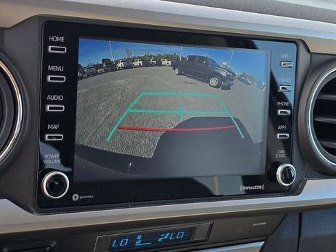 Used 2023 Toyota Tacoma SR5 AWD/4WD image 5