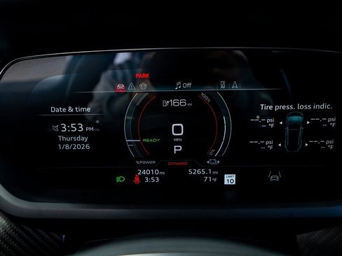 Used 2024 Audi RS e-tron GT w/ Carbon Performance Package image 43