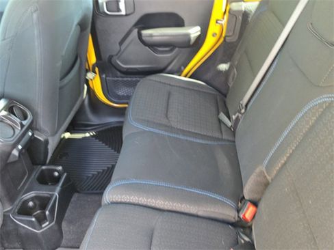 Used 2021 Jeep Wrangler Unlimited Islander image 13