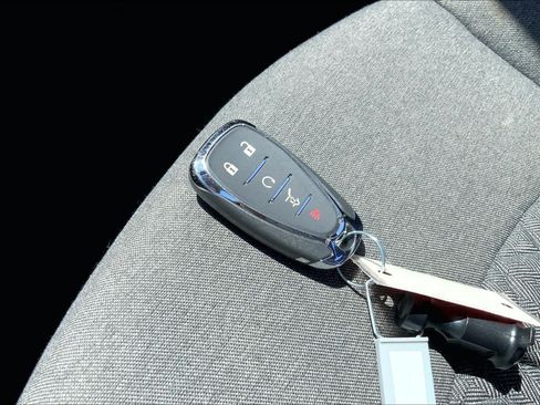 Used 2024 Chevrolet Equinox LT AWD/4WD image 14