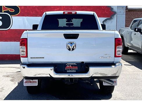 Used 2024 RAM 2500 Big Horn AWD/4WD image 4