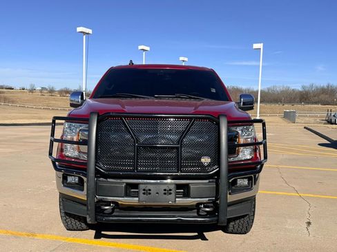Used 2020 Ford F150 Lariat image 2