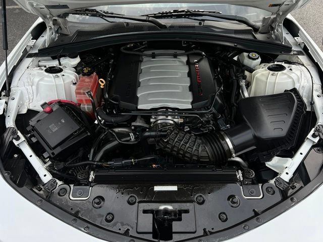 Used 2019 Chevrolet Camaro SS RWD image 35