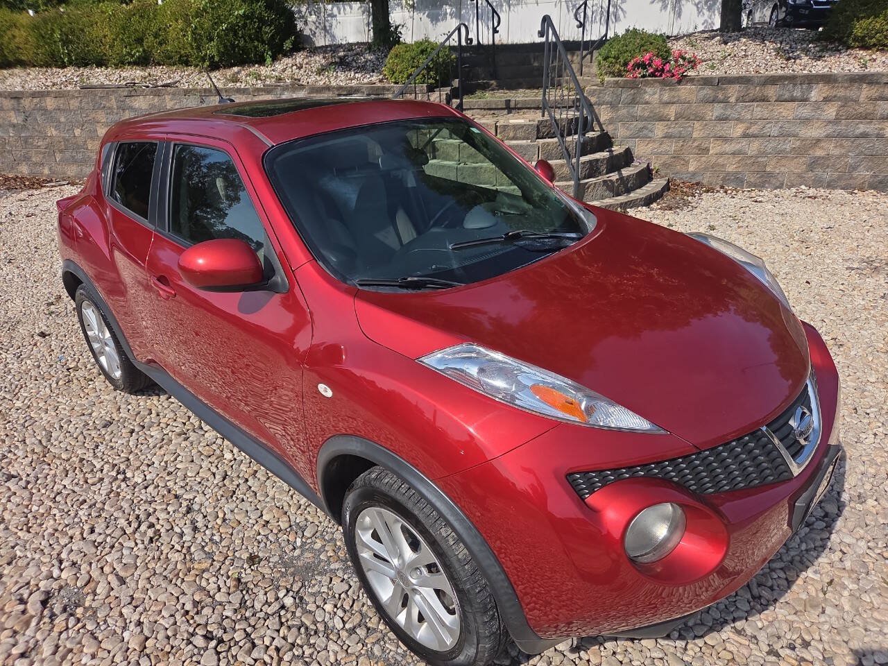Used 2014 Nissan Juke SV AWD/4WD image 9