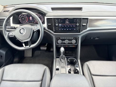 Used 2019 Volkswagen Atlas SEL FWD image 13