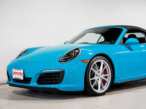 Used 2018 Porsche 911 Carrera 4S image 33