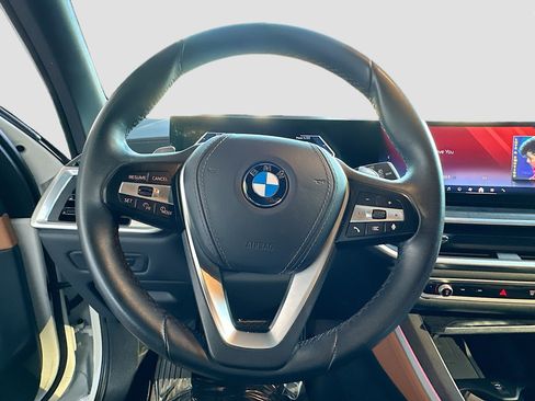 Certified 2024 BMW X5 sDrive40i image 11