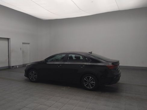 Used 2023 Kia Forte LXS w/ LXS Technology Package image 3