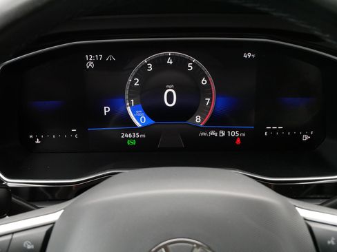 Certified 2024 Volkswagen Jetta SE w/ Panoramic Sunroof Package image 20