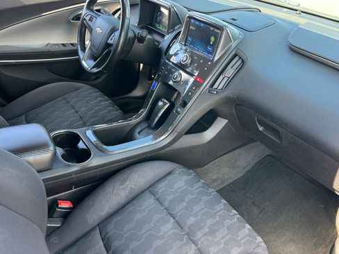 Used 2014 Chevrolet Volt Base image 13