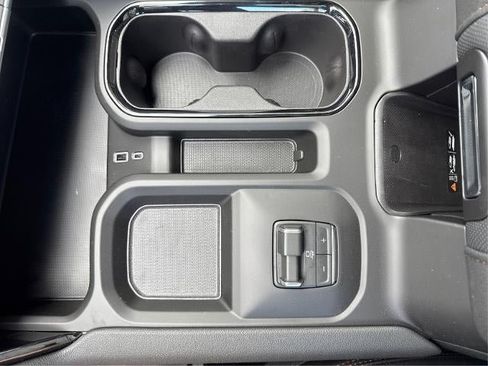 New 2026 GMC Sierra 2500 AT4 w/ AT4 Premium Plus Package AWD/4WD image 23