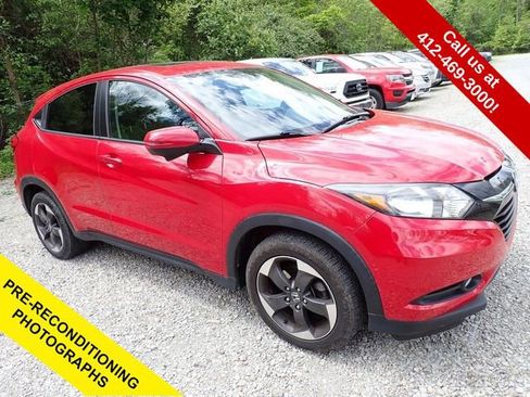 Used 2018 Honda HR-V EX image 1