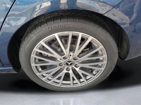 Used 2022 Mercedes-Benz CLA 250 image 7