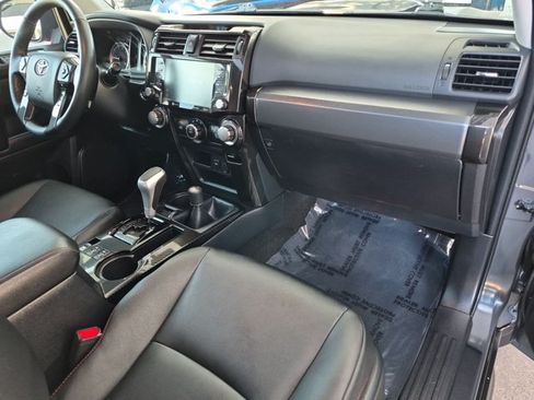 Used 2024 Toyota 4Runner TRD Off-Road Premium w/ Moonroof Package AWD/4WD image 27