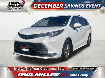 Used 2023 Toyota Sienna XLE