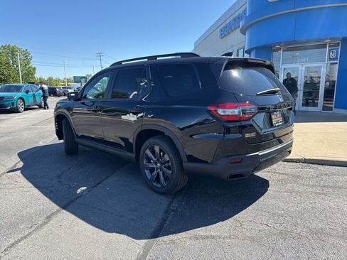New 2026 Honda Pilot Sport image 7