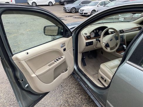 Used 2006 Ford Five Hundred Limited AWD/4WD image 13