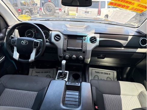 Used 2014 Toyota Tundra SR5 w/ SR5 Upgrade Package AWD/4WD image 23
