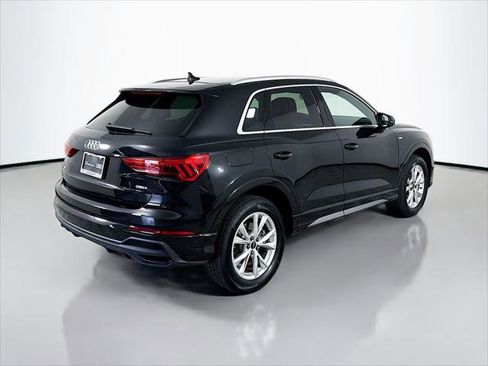 Certified 2023 Audi Q3 2.0T Premium w/ Convenience Package AWD/4WD image 9