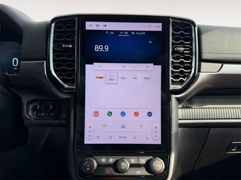 Used 2025 Ford Ranger Lariat w/ FX4 Off-Road Package image 16