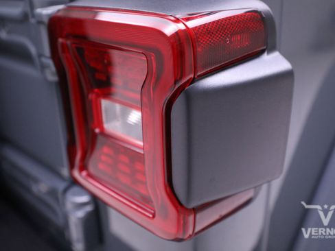 New 2024 Jeep Wrangler Sahara w/ Technology Group image 43