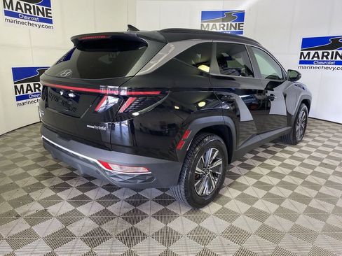Used 2022 Hyundai Tucson Blue AWD/4WD image 13