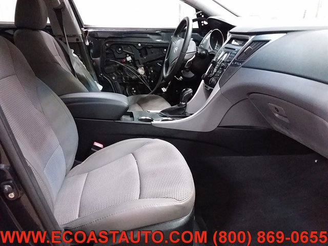 Used 2012 Hyundai Sonata SE FWD image 12