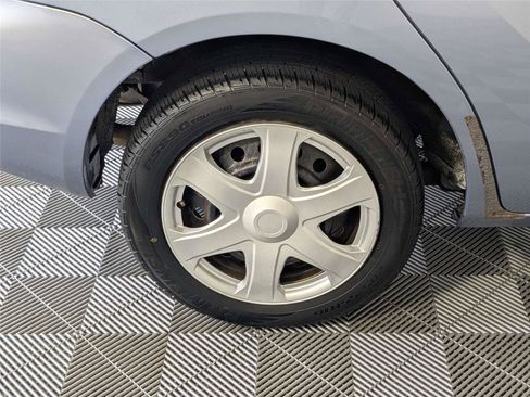 Used 2008 Toyota Matrix FWD image 10