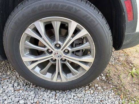 Used 2023 Buick Envision Preferred image 10