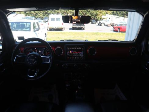 Used 2018 Jeep Wrangler Unlimited Rubicon AWD/4WD image 57
