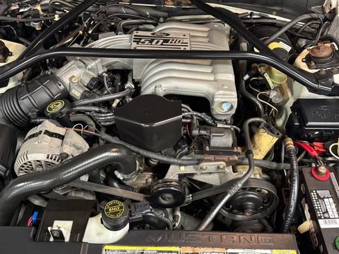 Used 1995 Ford Mustang GT RWD image 32