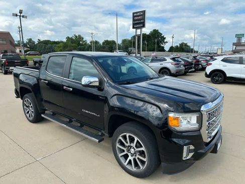 Used 2022 GMC Canyon Denali AWD/4WD image 2