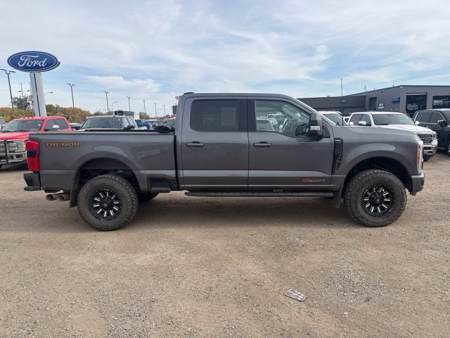 Used 2023 Ford F350 Lariat w/ Lariat Ultimate Package AWD/4WD image 11