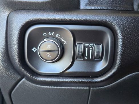 Used 2021 RAM 2500 Laramie AWD/4WD image 16