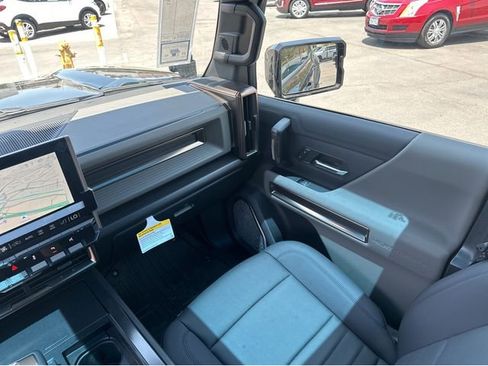New 2024 GMC Hummer EV 3X w/ Extreme Off-Road Package image 17