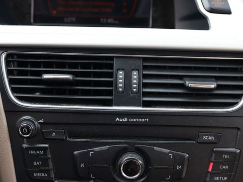 Used 2011 Audi A4 2.0T Premium image 32