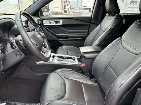 Used 2020 Ford Explorer ST image 17
