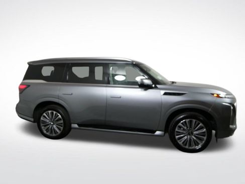 Certified 2025 INFINITI QX80 Sensory AWD/4WD image 2