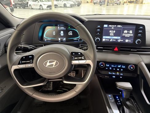 Used 2026 Hyundai Elantra Sport FWD image 27