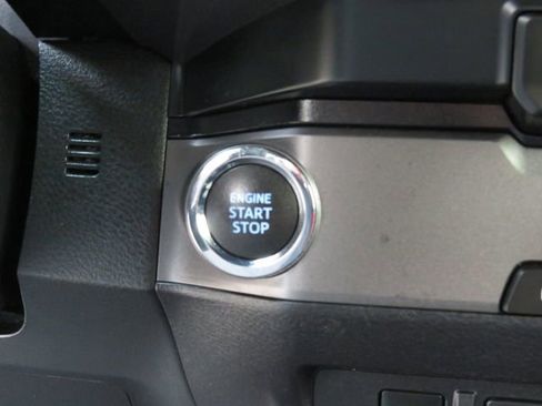 Certified 2021 Toyota Tacoma TRD Off-Road w/ Technology Package image 30