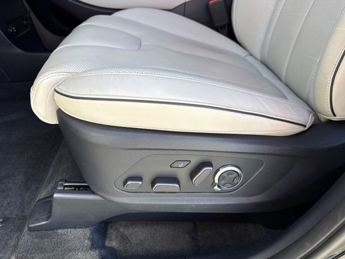 Certified 2024 Hyundai Palisade Calligraphy image 12