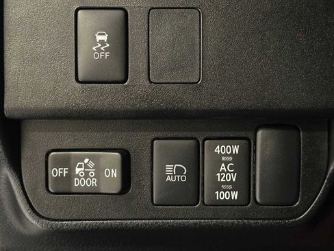 Certified 2023 Toyota Tacoma TRD Off-Road w/ Technology Package AWD/4WD image 17